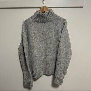 Gray Chunky Knit Cropped Turtleneck Sweater